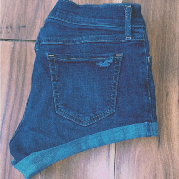 hollister shorts - Picture 2 of 2